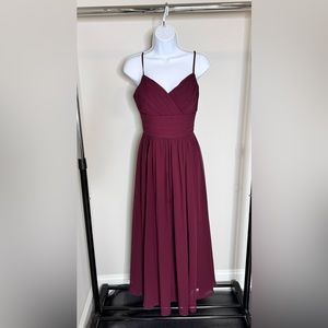 Perfect for any formal occasions! A beautiful dress that has comfort!